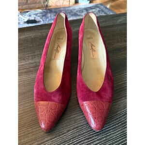 Vintage Amalfi Red Suede and Exotic Leather Toe Capped kitten Heels Sz. 8.5AA